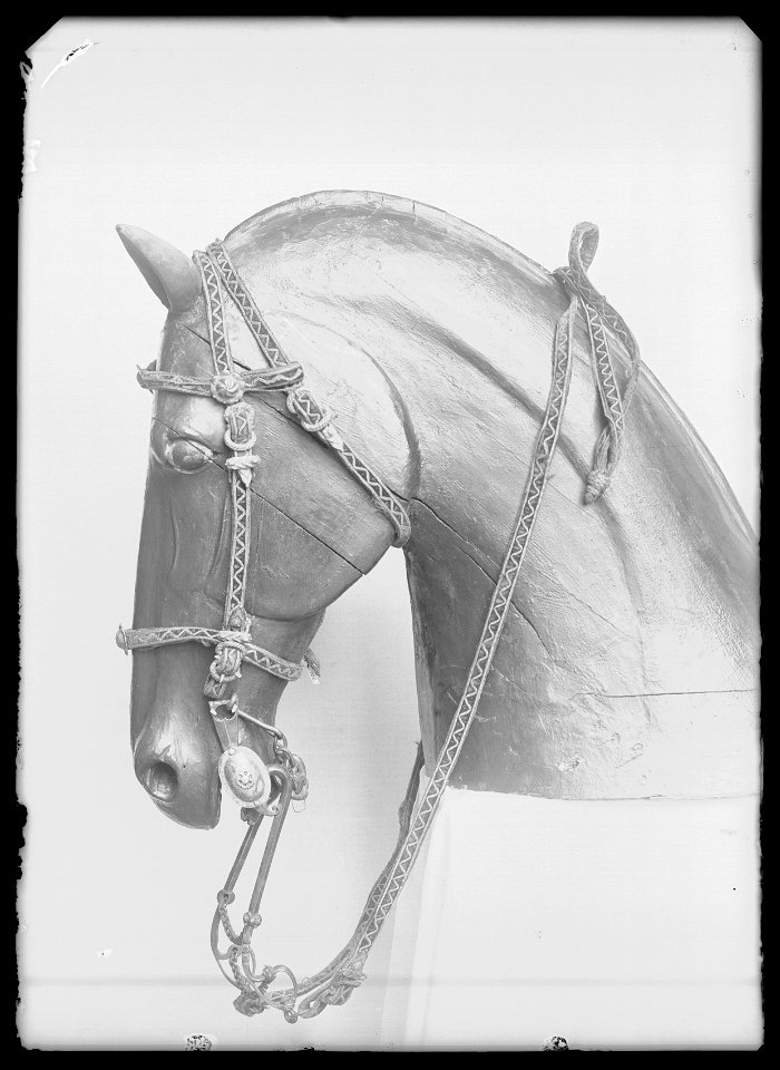 Schabrak, Karl XI, 1600-tal - Livrustkammaren - 34553