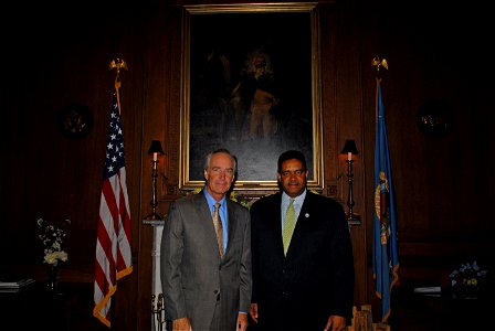 Secretary Kempthorne and U.S. Virgin Islands Governor John de Jongh
