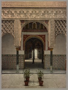Sevilla. Alcázar. Patio de las Muñecas LCCN2017660787