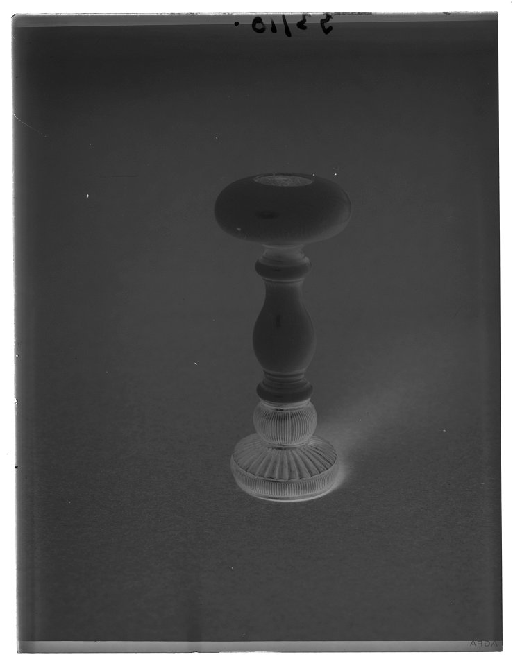 Sigillstamp för prins Gustav (1827-1852) - Livrustkammaren - 10906-negative