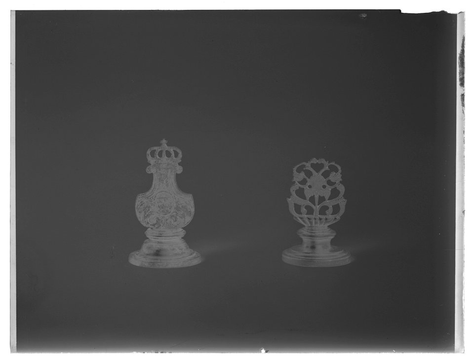Signet för drottning Hedvig Eleonora av Sverige (1636-1715), ca 1700, etui nr 2595 - Livrustkammaren - 19469-negative