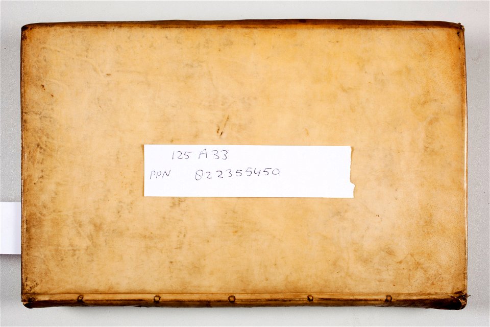 Sigismondo-Scaccia-Tractatus-de-commerciis MG 1193