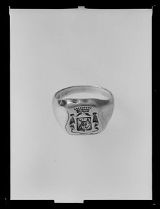 Signetring, grevliga ätten Stenbocks vapen - Livrustkammaren - 45535