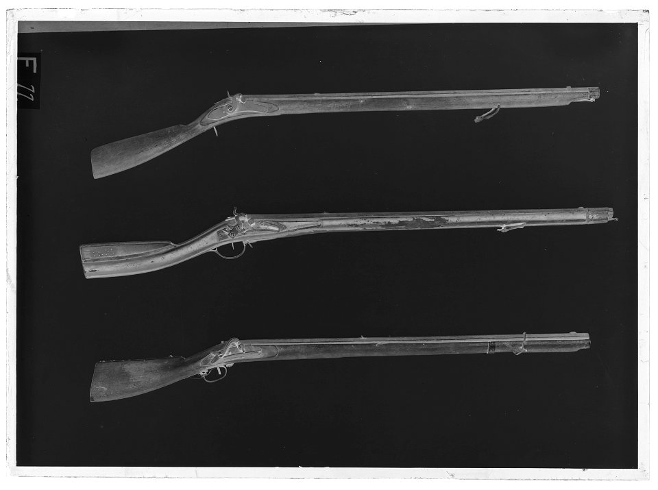 Slagsnapplåslodbössor - Livrustkammaren - 864-negative