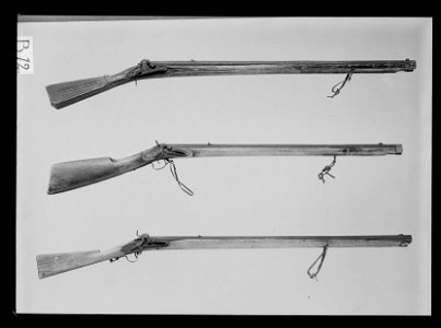 Slagsnapplåslodbössa, hälspännslås, utfjäderslås. Norrbotten 1800-talets andra häflt - Livrustkammaren - 861