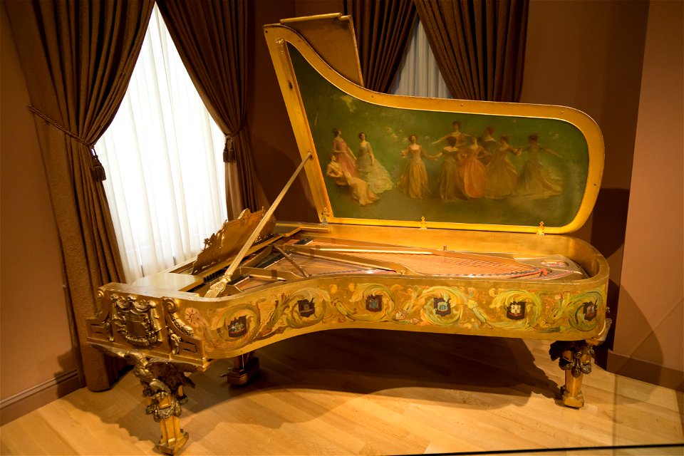 Smithsonian-Dewing-America Receiving the Nine Muses-2227