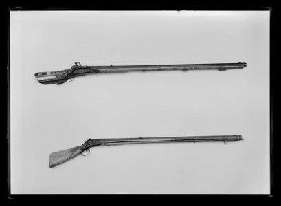 Slagsnapplåslodbössa, nordsvensk typ, utfjäderslås, hälspännare, 1800-talets andra hälft - Livrustkammaren - 52094