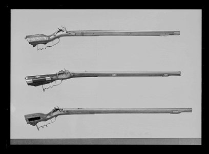 Snapplåslodbössa med lägglås, infjäderslås, Sverige, 1600-talets mitt - Livrustkammaren - 18328