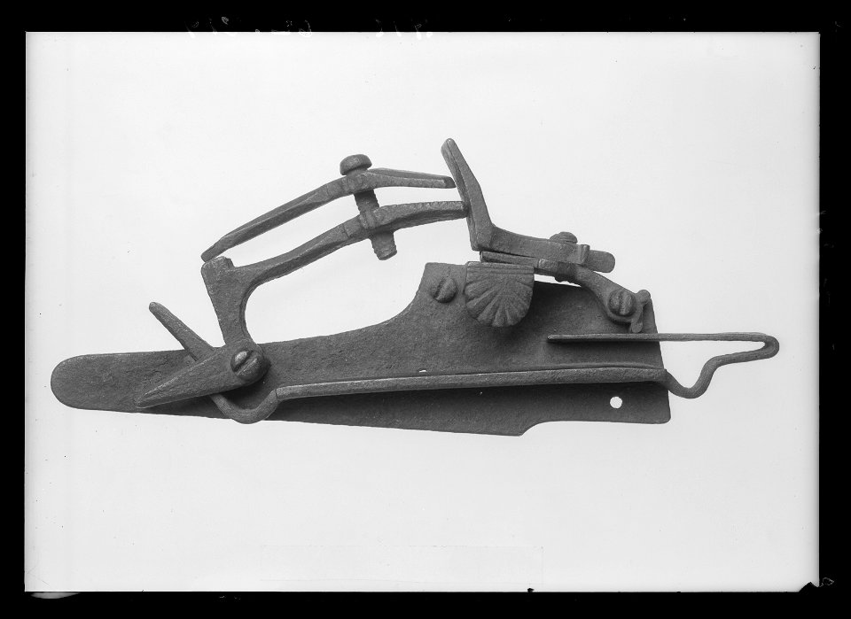 Snapplås, springlås, utfjäderslås, Sverige, 1600-talets början - Livrustkammaren - 1456