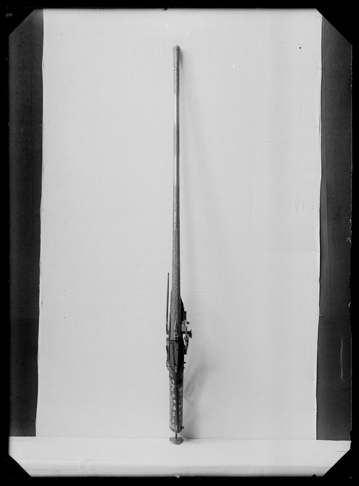 Snapplåbössa med lås av holländsk-engelsk typ, England ca 1590 - Livrustkammaren - 10601