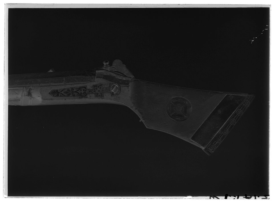 Snapplåsstudsare, lägglås, utfjäderslås, Sverige, 1600-talets mitt - Livrustkammaren - 53282-negative