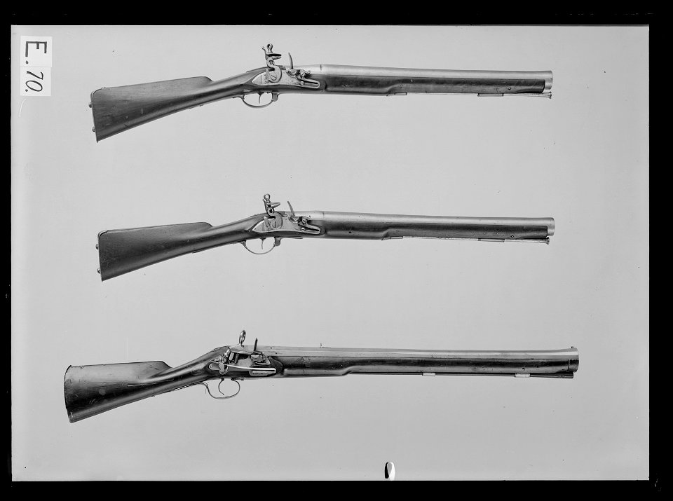 Snapplåsmuskedunder med katalanalås - Livrustkammaren - 9425