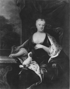 Sofia Charlotta Karolina, 1678-1749, prinsessa av Hessen-Kassel hertiginna av Meckle - Nationalmuseum - 14782. Free illustration for personal and commercial use.