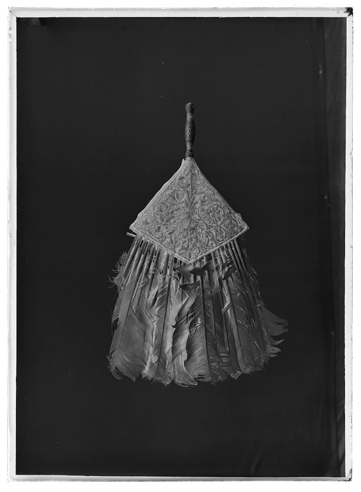 Solskärm alt. solfjäder - Livrustkammaren - 34598-negative