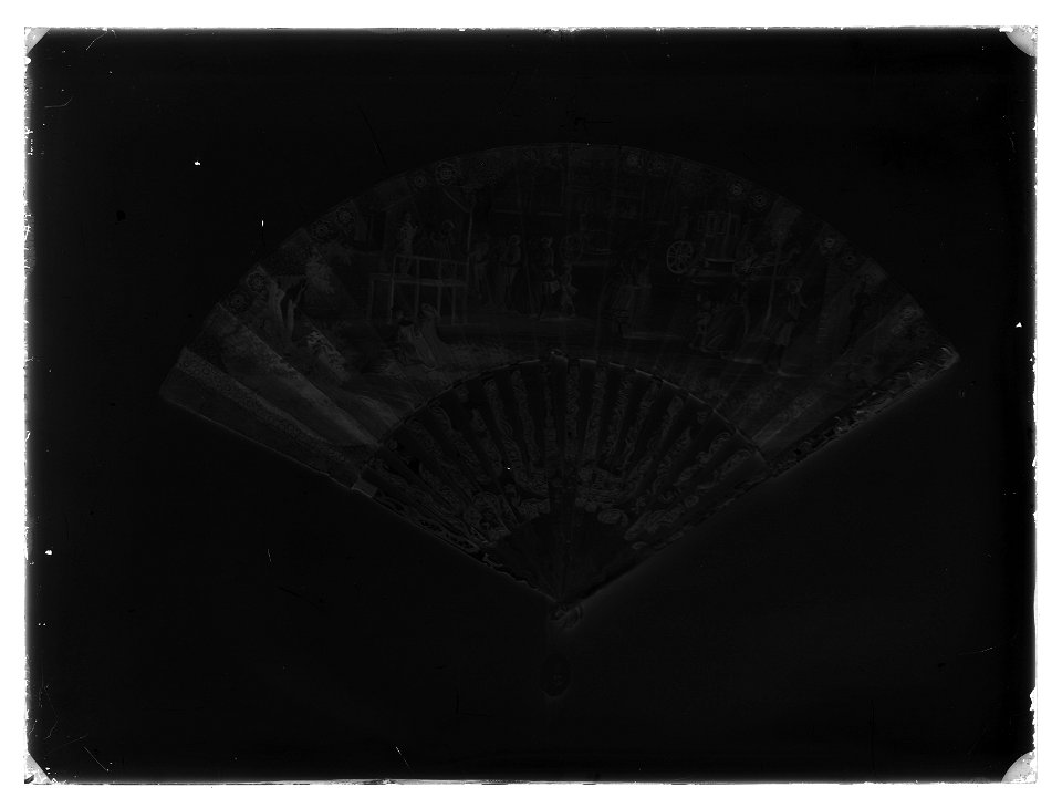 Solfjäder - Livrustkammaren - 42893-negative