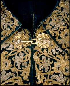 Spansk kappa som tillhört Karl XI, detaljer - Livrustkammaren - 13775
