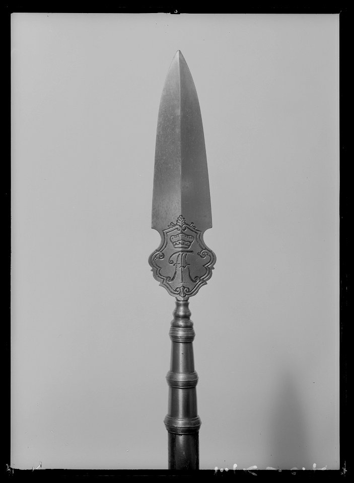 Sponton med Adolf Fredriks monogram, 1751-1771 - Livrustkammaren - 10423