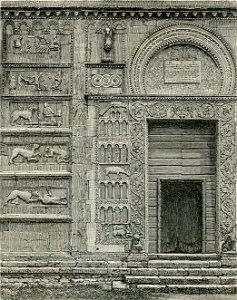 Spoleto dettaglio della facciata della chiesa di San Pietro