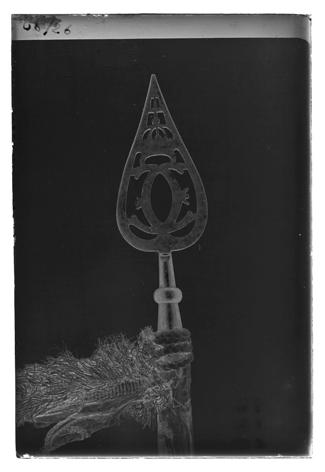Standar med Karl XIIs monogram - Livrustkammaren - 19867-negative