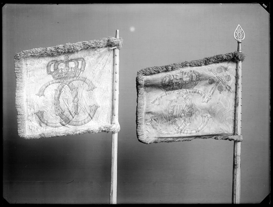 Standar speglemonogram C krönt - Livrustkammaren - 17159