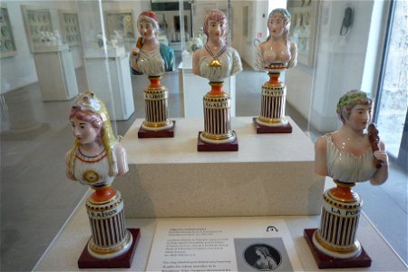 Statuettes de la Révolution française , Musée de la Révolution française, Vizille