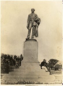 Statue of John Robert Godley with Dr A. C. Barker seated below