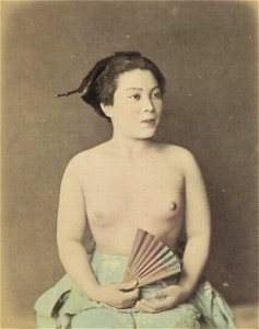 Stillfried, Raimond, Baron - Frau mit Fächer (2) (Zeno Fotografie)