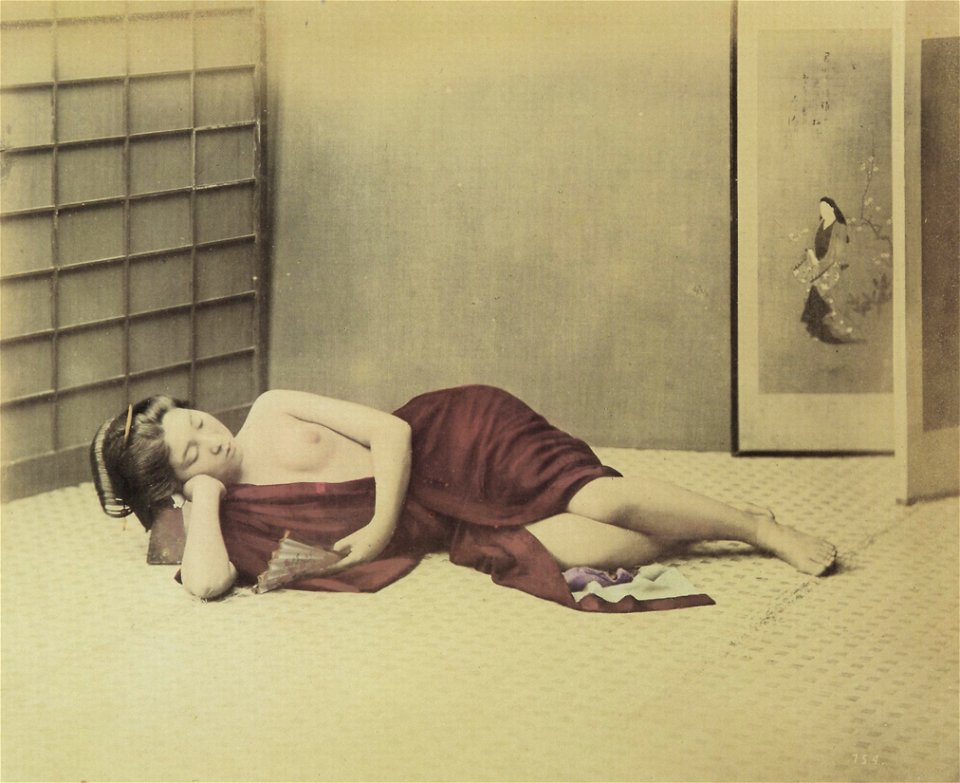 Stillfried, Raimond, Baron - Schlafende Frau auf der Bastmatte (Zeno Fotografie)