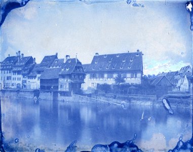 Strasbourg, quai Saint-Jean vers 1850. Free illustration for personal and commercial use.