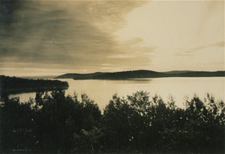 Sunrise, Lake of Bays (HS85-10-27621)