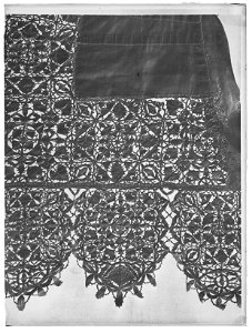 Svepkrage linne - Livrustkammaren - 34266-negative