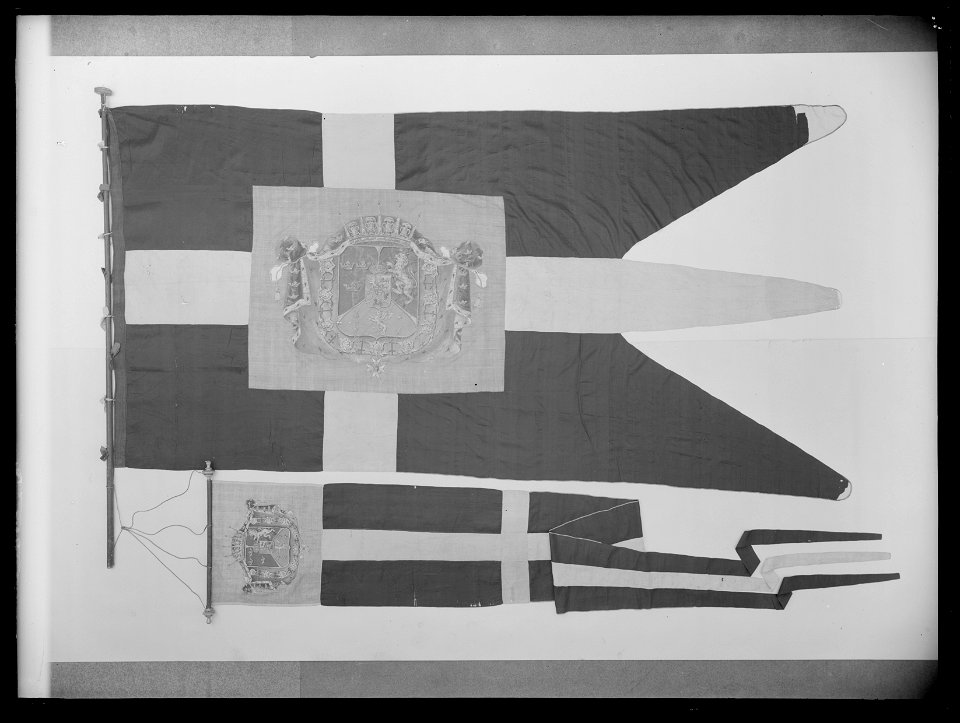 Svensk kunglig flagga - Livrustkammaren - 25868