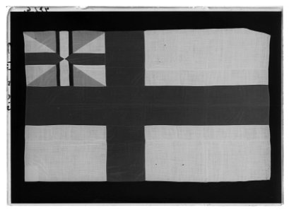Svensk handelsflagga med det senare svensk-norska unionsmärket, 1844-1905 - Livrustkammaren - 78424-negative