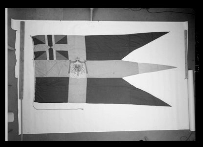 Svensk kunglig flagga - Livrustkammaren - 10125