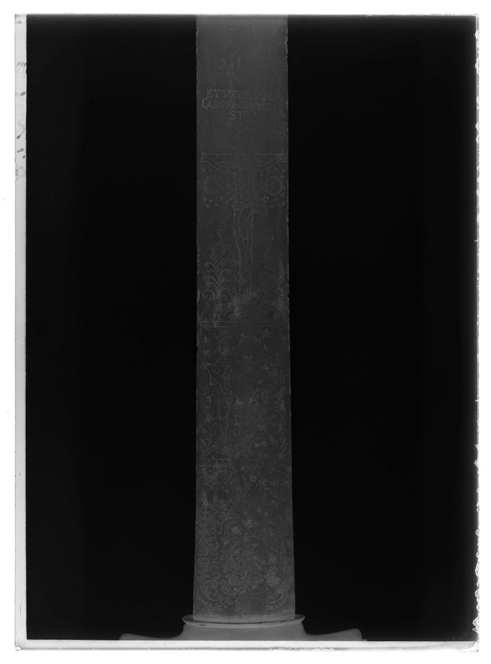 Svärd - Livrustkammaren - 44434-negative