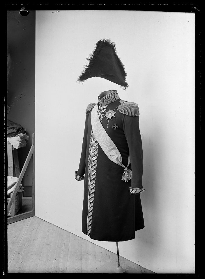 Svensk fältmarskalksrock för parad, har tillhört Karl XIV Johan - Livrustkammaren - 60284