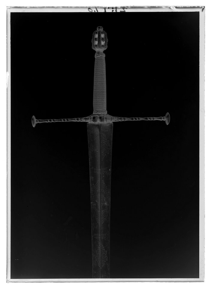 Svärd - Livrustkammaren - 69860-negative