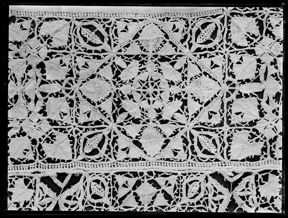 Svepkrage linne - Livrustkammaren - 77189