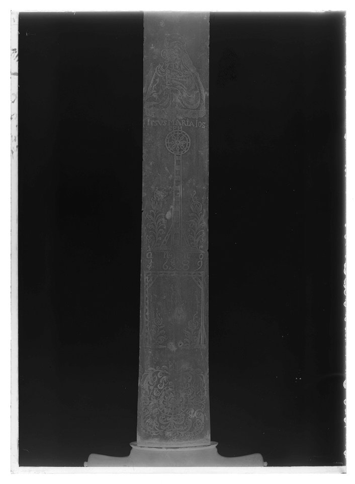 Svärd - Livrustkammaren - 35876-negative