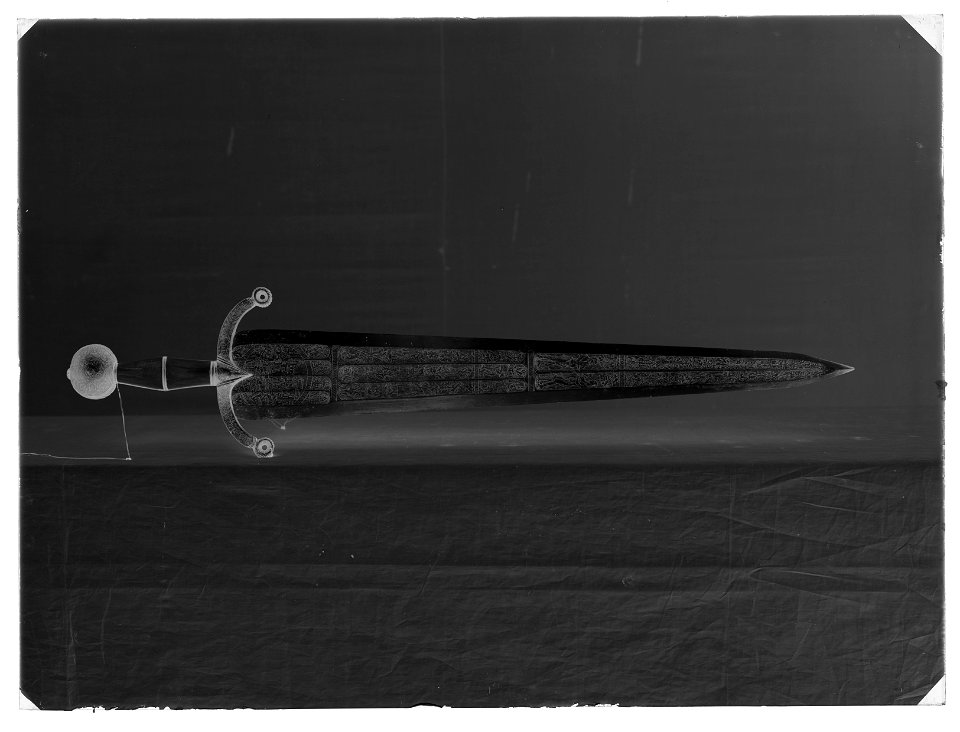 Svärd - cinquedea - Livrustkammaren - 17130-negative