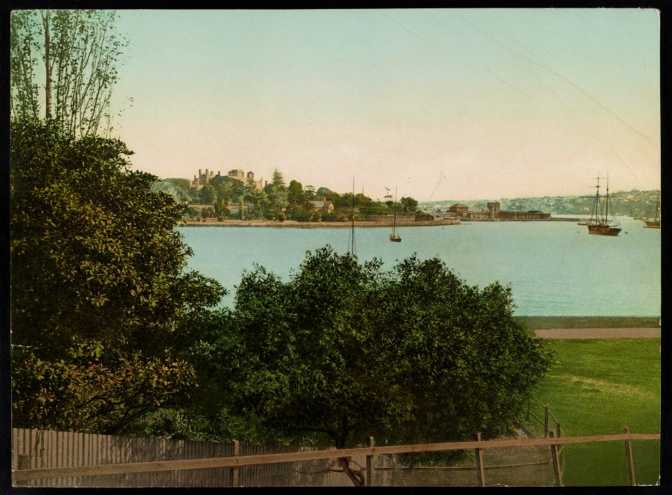 Sydney Harbour LCCN2017657737