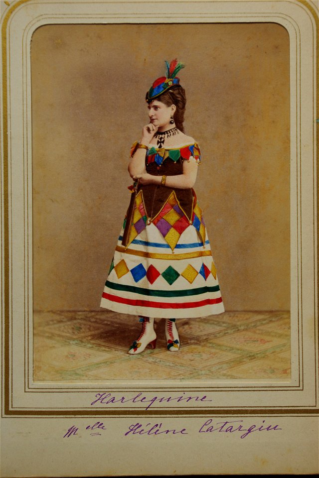 Szathmári Romanian court members in historical costume 06