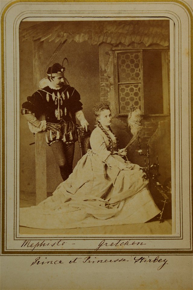 Szathmári Romanian court members in historical costume 04