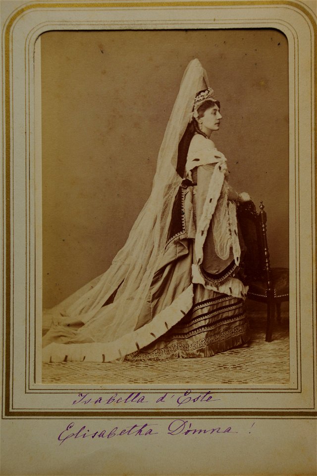 Szathmári Romanian court members in historical costume 03