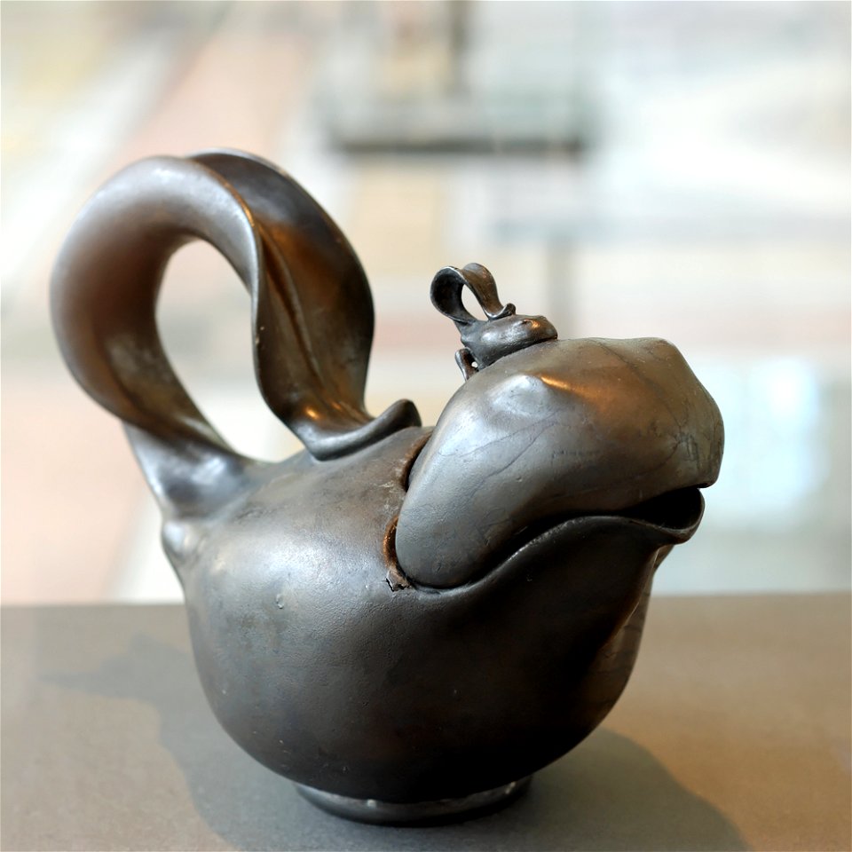 Teapot tadpole Petit Palais OGAL00116