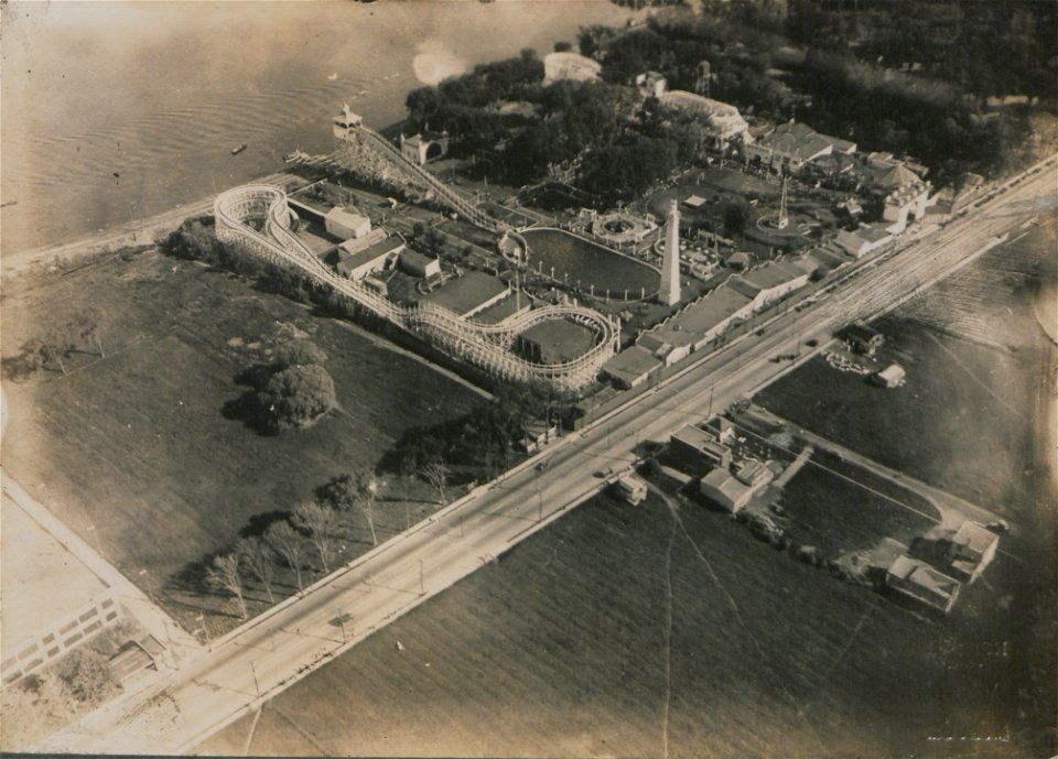 Theme park, aerial view (HS85-10-37726)