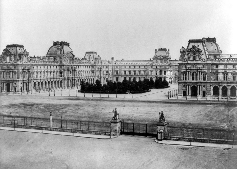Édouard Baldus, Paris. Louvre, between 1851 and 1870