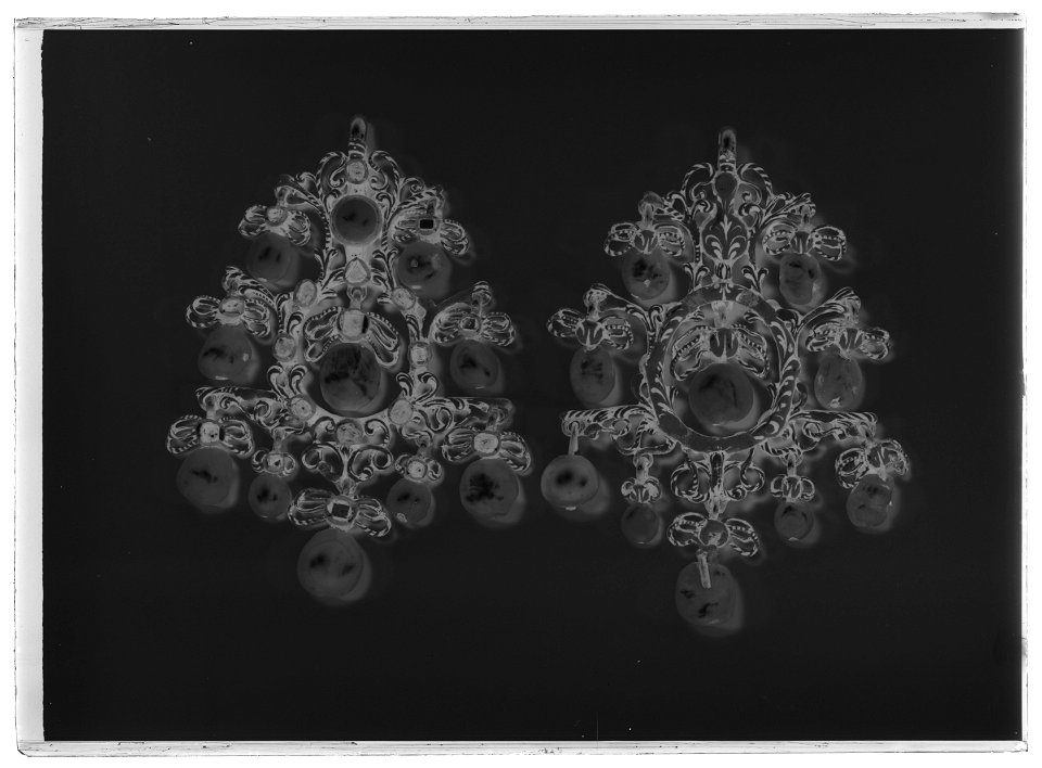 Örhängen - Livrustkammaren - 1996-negative