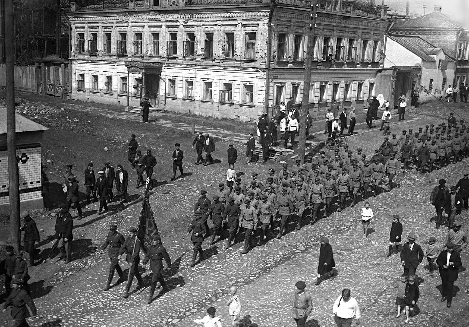 Военный парад в 1920-х, Иваново-Вознесенск