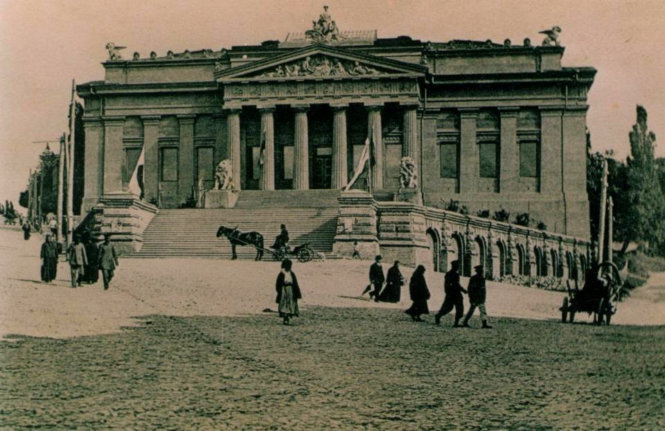 Музей старожитностей та мистецтв. Київ. 1904